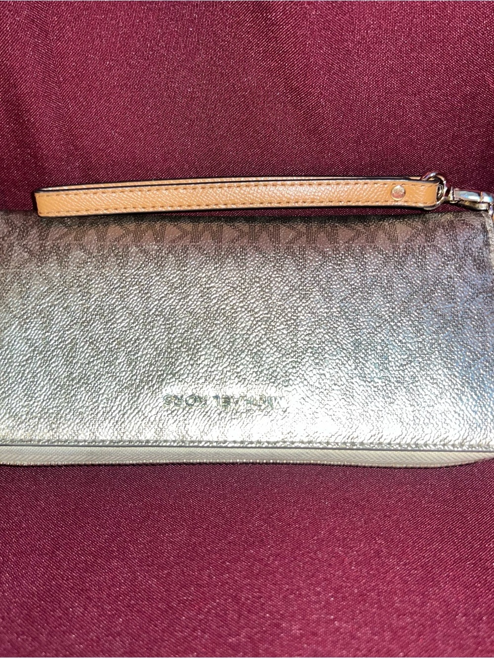 MICHAEL Michael Kors Metallic Gold Wristlet Clutch - Gold